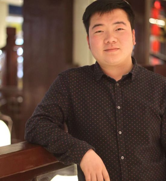 艺术大师铁维伟的辽瓷作品正在走向世界