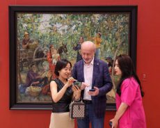 潘义奎油画展在京开幕