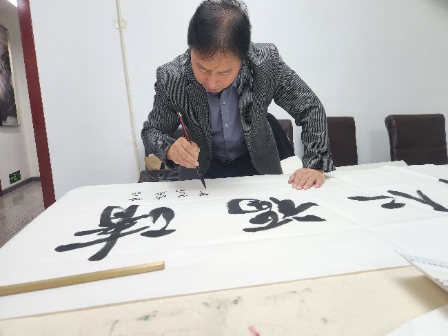 39feb0e23598f083b87d73df5f9809ca 39feb0e23598f083b87d73df5f9809ca