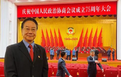 笔耕政文两辉煌：评李松晨的多重人生维度