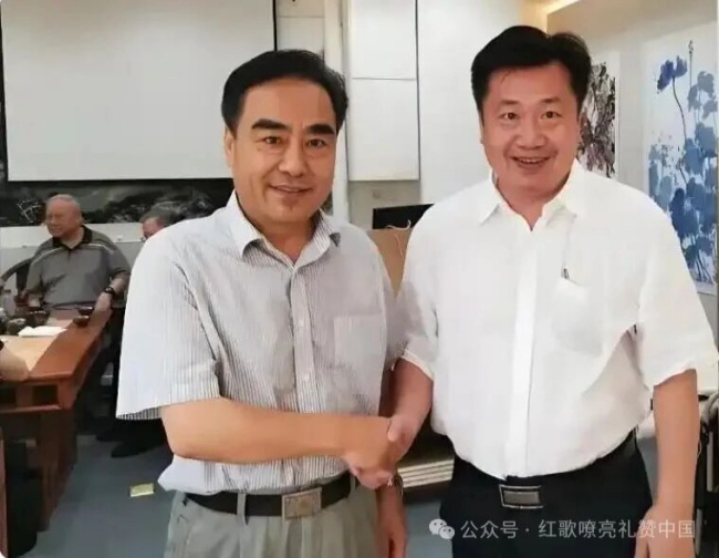 705572d8d2b3e479672c413bd05b8b87